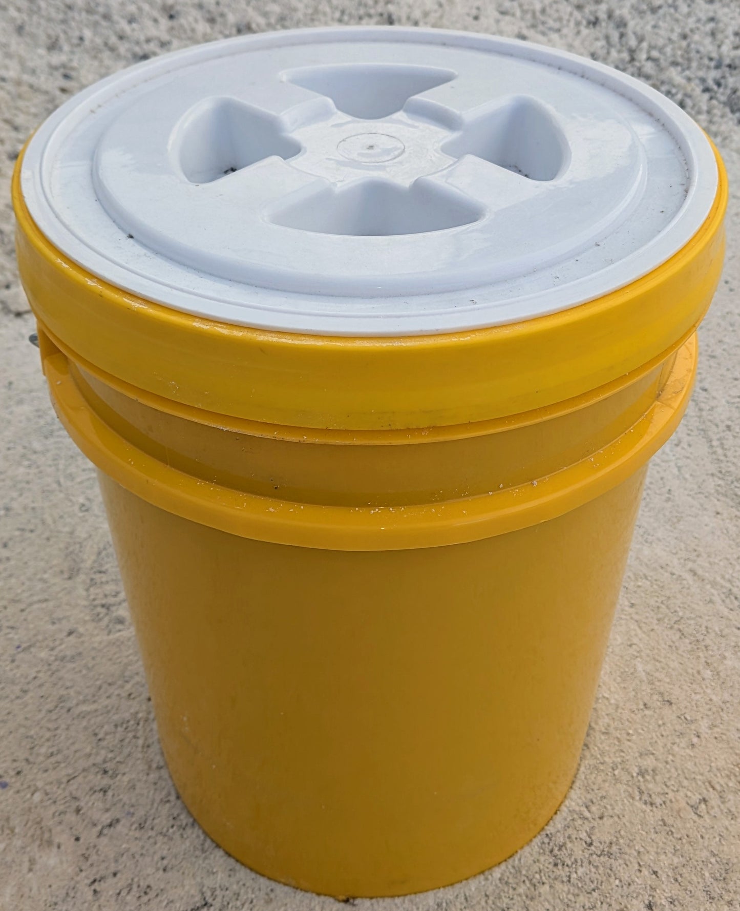 Purple Power™ Treated Salt in 5-Gallon Bucket with T-lid & 16oz Scoop | Deicer Ice Melt | 50lbs.